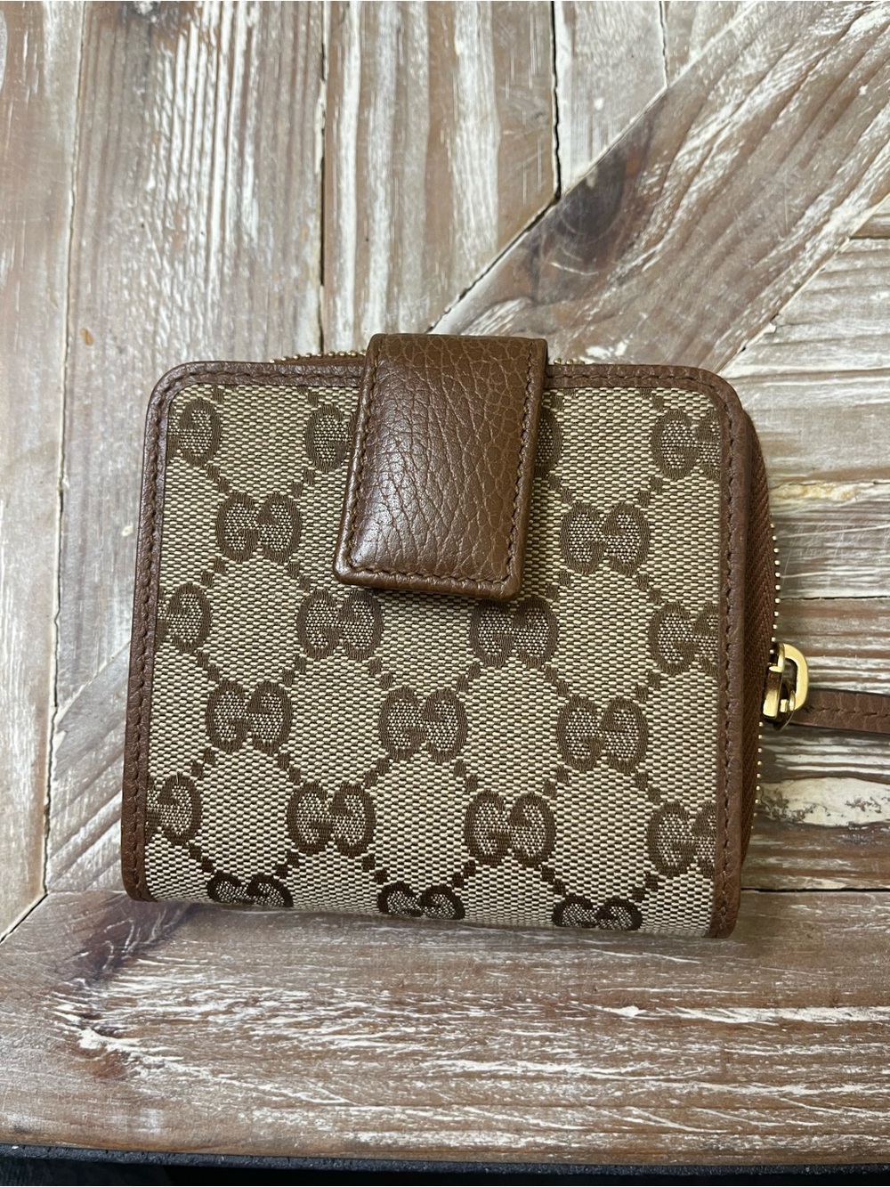 Brand New Gucci Brown Monogram Canvas Card & Key Holder